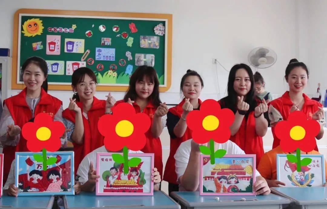 为什么春节要贴对联？